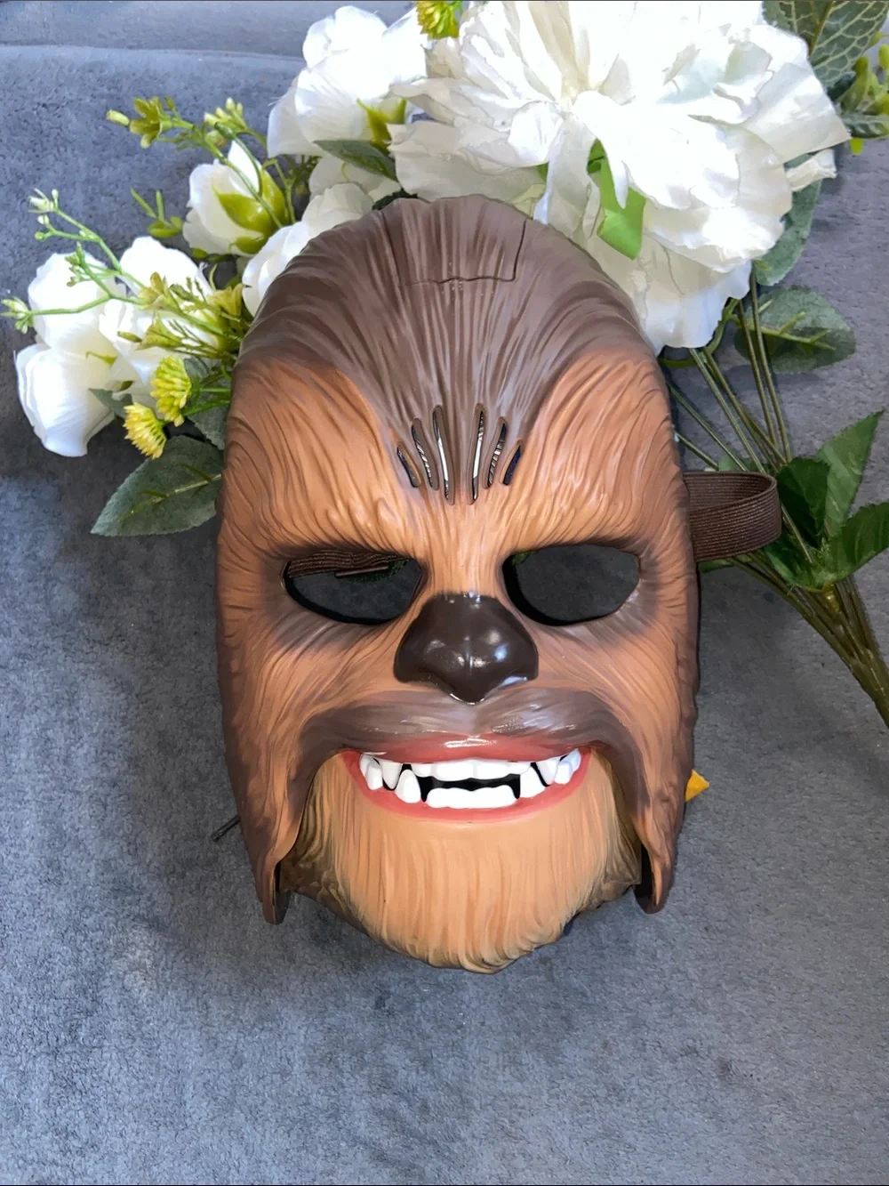 STAR WARS Movie Roaring Chewbacca Wookiee Sounds Mask, Funny GRAAAAWR Noises 5+